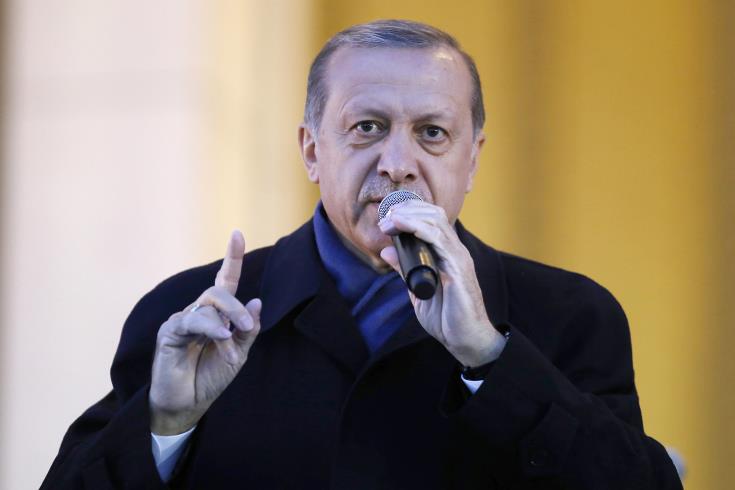 Ο Ερντογάν προτρέπει εκ νέου τους Τούρκους ψηφοφόρους να δώσουν ένα εκλογικό 'χαστούκι' στα γερμανικά κόμματα