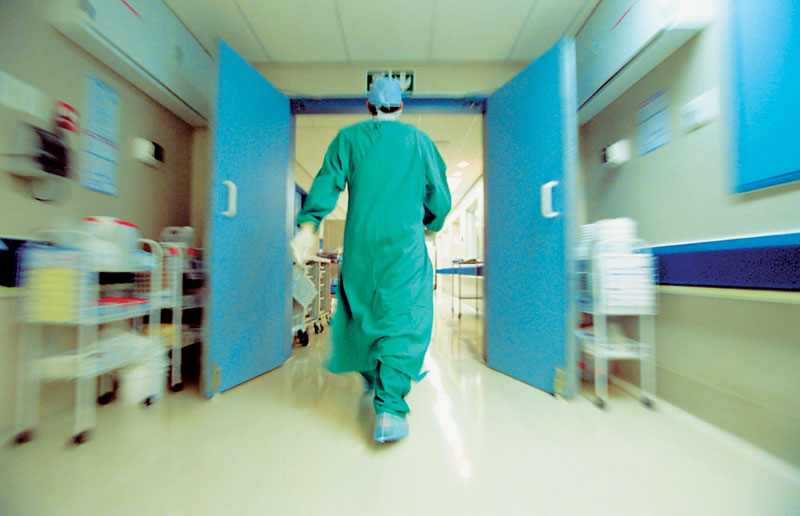 «Όλο και συχνότερα τα τελευταία χρόνια τα περιστατικά βίας εναντίον γιατρών στην Κύπρο»