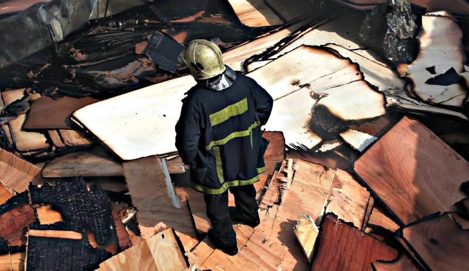 ΛΑΤΣΙΑ: Κατέρρευσε οροφή μαγαζιού ύστερα από πυρκαγιά
