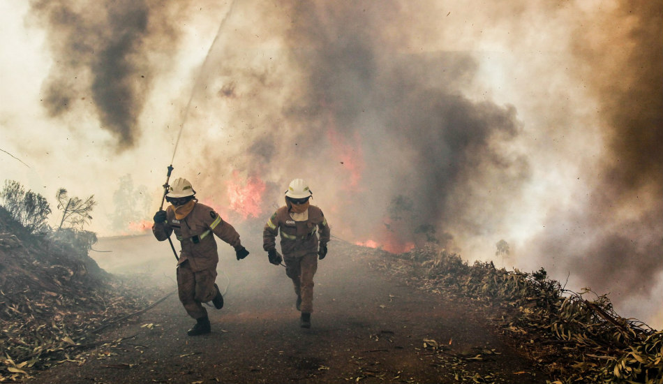 ΠΟΡΤΟΓΑΛΙΑ: Χιλιάδες πυροσβέστες κινητοποιήθηκαν λόγω νέων πυρκαγιών