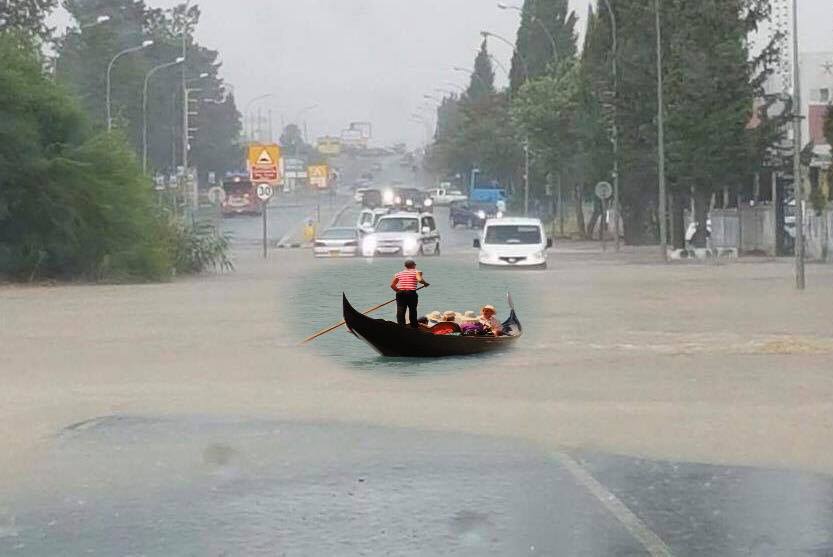 Απίστευτο τρολάρισμα για τις πλημμύρες στην Λευκωσία από τις πρώτες βροχές του Φθινοπώρου «Κύμα να μεν σηκώσει» - ΦΩΤΟΓΡΑΦΙΕΣ