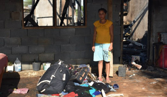 Ανθρώπινο δράμα στην κατεχόμενη Αμμόχωστο: Στο δρόμο έμεινε 5μελης οικογένεια – Κάηκε η παράγκα τους – Δεν έχουν ούτε ρούχα να αλλάξουν