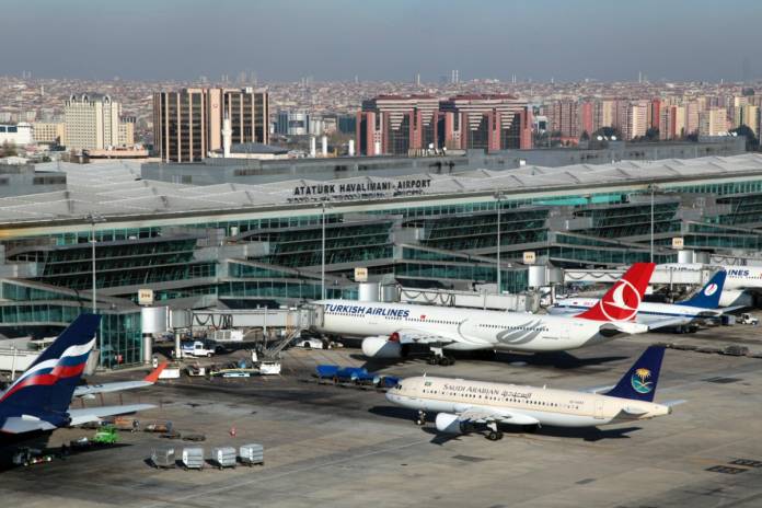 Συναγερμός στην Κωνσταντινούπολη για ύποπτο δέμα στο αεροδρόμιο Ατατούρκ