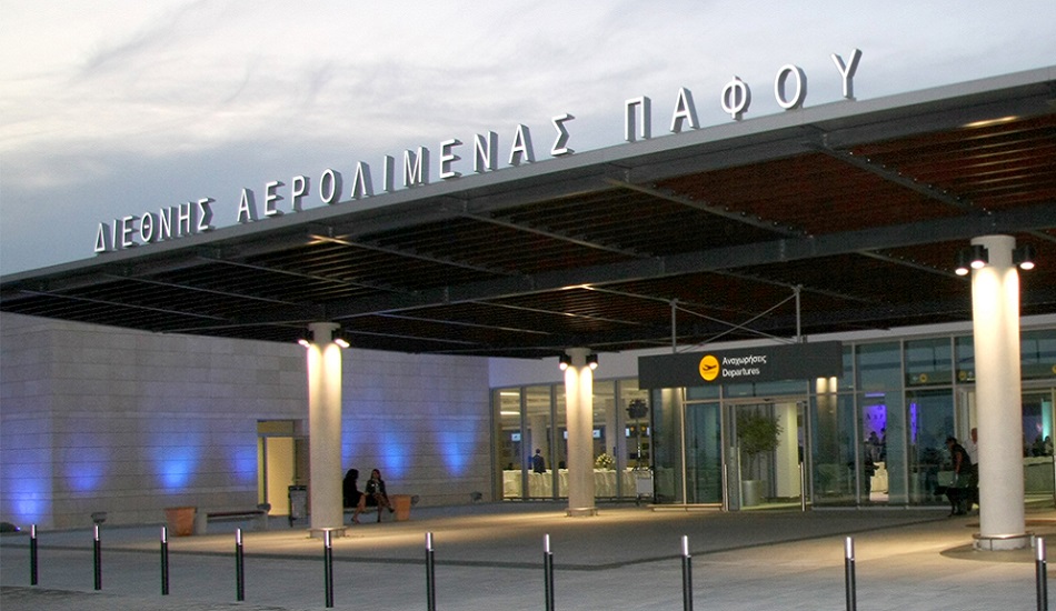Αναβάθμιση υπηρεσιών από τη Hermes Airports στο Αεροδρόμιο Πάφου - Αυτόματες ηλεκτρονικές θυρίδες για κάρτες επιβίβασης