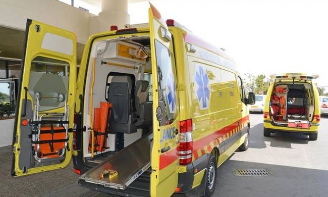ΚΑΛΟ ΧΩΡΙΟ: Σφοδρή σύγκρουση οχήματος με πάσσαλο - Με σοβαρά τραύματα στο κεφάλι νοσηλεύεται 47χρονος