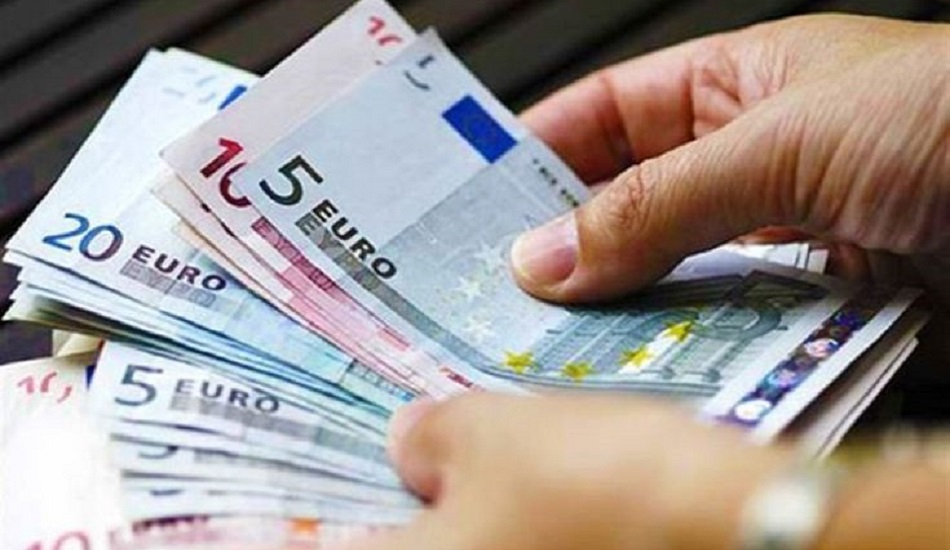 Η φοροδιαφυγή κοστίζει ετησίως σε κάθε Ευρωπαίο 100 ευρώ