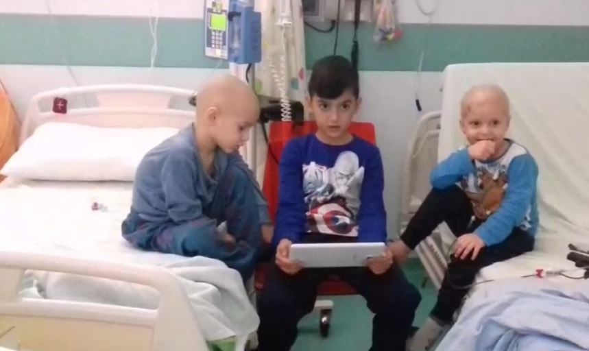 ΛΕΥΚΩΣΙΑ: Συγκλονίζει το VIDEO για τους «μικρούς ήρωες» του παιδογκολογικού τμήματος του Μακάριου Νοσοκομείου