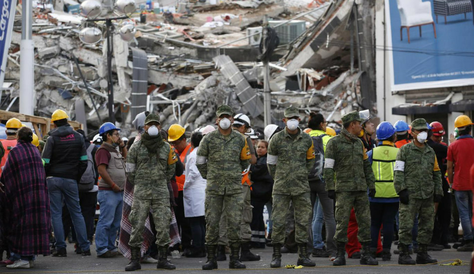 ΜΕΞΙΚΟ: Συνεχίζονται οι προσπάθειες εντοπισμού επιζώντων μετά το σεισμό
