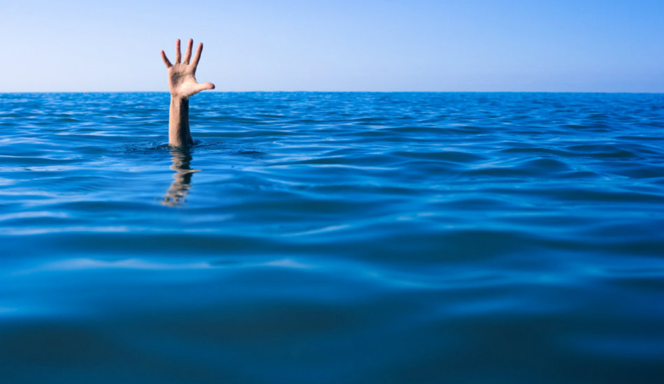 ΑΓΙΑ ΝΑΠΑ: Κολυμπούσε και έχασε τις αισθήσεις του – Του παρασχέθηκαν οι Πρώτες Βοήθειες αλλά ήταν αργά