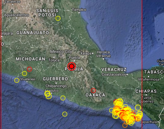 Ισχυρός σεισμός 7,4 Ρίχτερ ταρακούνησε το Μεξικό - Xιλιάδες άνθρωποι έχουν βγει πανικόβλητοι στους δρόμους