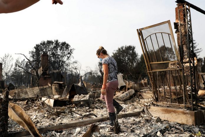 Συνεχίζονται οι φωτιές στην Καλιφόρνια – Στους 23 οι νεκροί, 550 οι αγνοούμενοι - 8000 πυροσβέστες στη μάχη με τις φλόγες