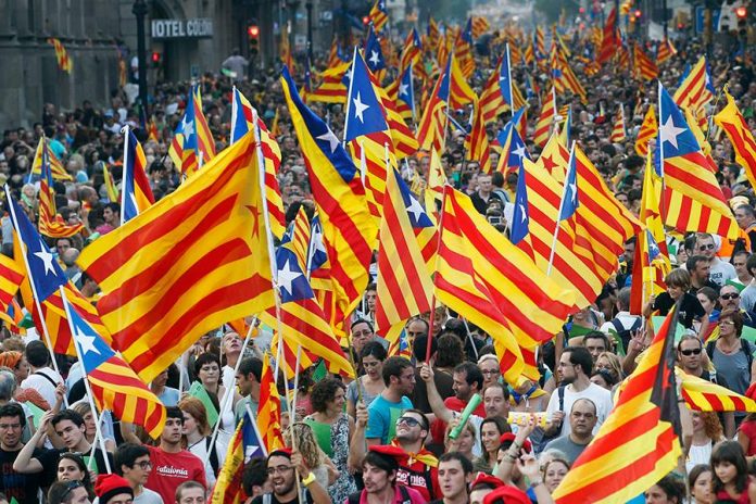 Η Μαδρίτη κινείται προς την άρση της αυτονομίας της Καταλονίας