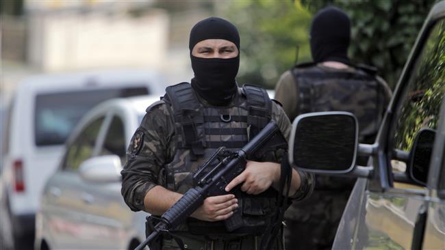 Εντάλματα σύλληψης για ακόμη 100 αστυνομικούς από τους τουρκικές Αρχές