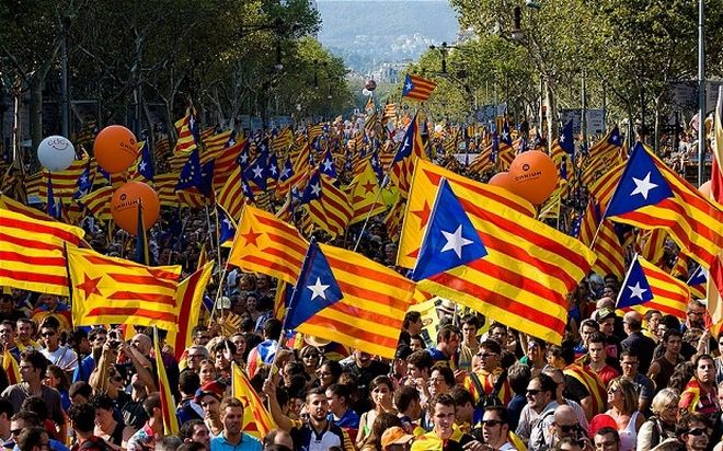 Η ανακήρυξη της ανεξαρτησίας της Καταλονίας ενδέχεται να γίνει τη Δευτέρα 9/10