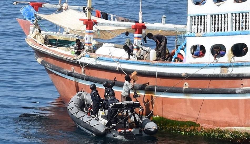 Κινδύνεψε πλοίο υπό κυπριακή σημαία από επίθεση αγνώστων με μικρά πλοιάρια - Σώθηκε από Ινδικό πολεμικό πλοίο που έκανε περιπολία