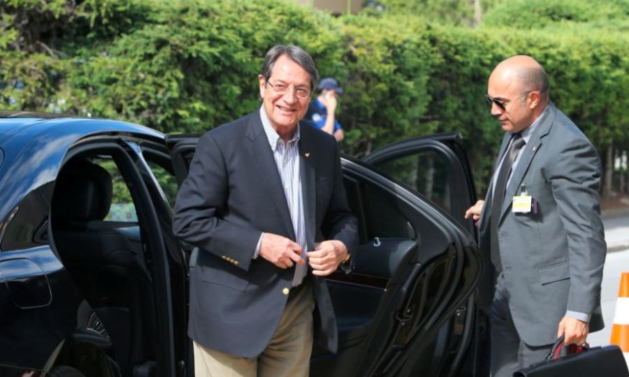 Συναντάται με τον Μακρόν ο Πρόεδρος Αναστασιάδης